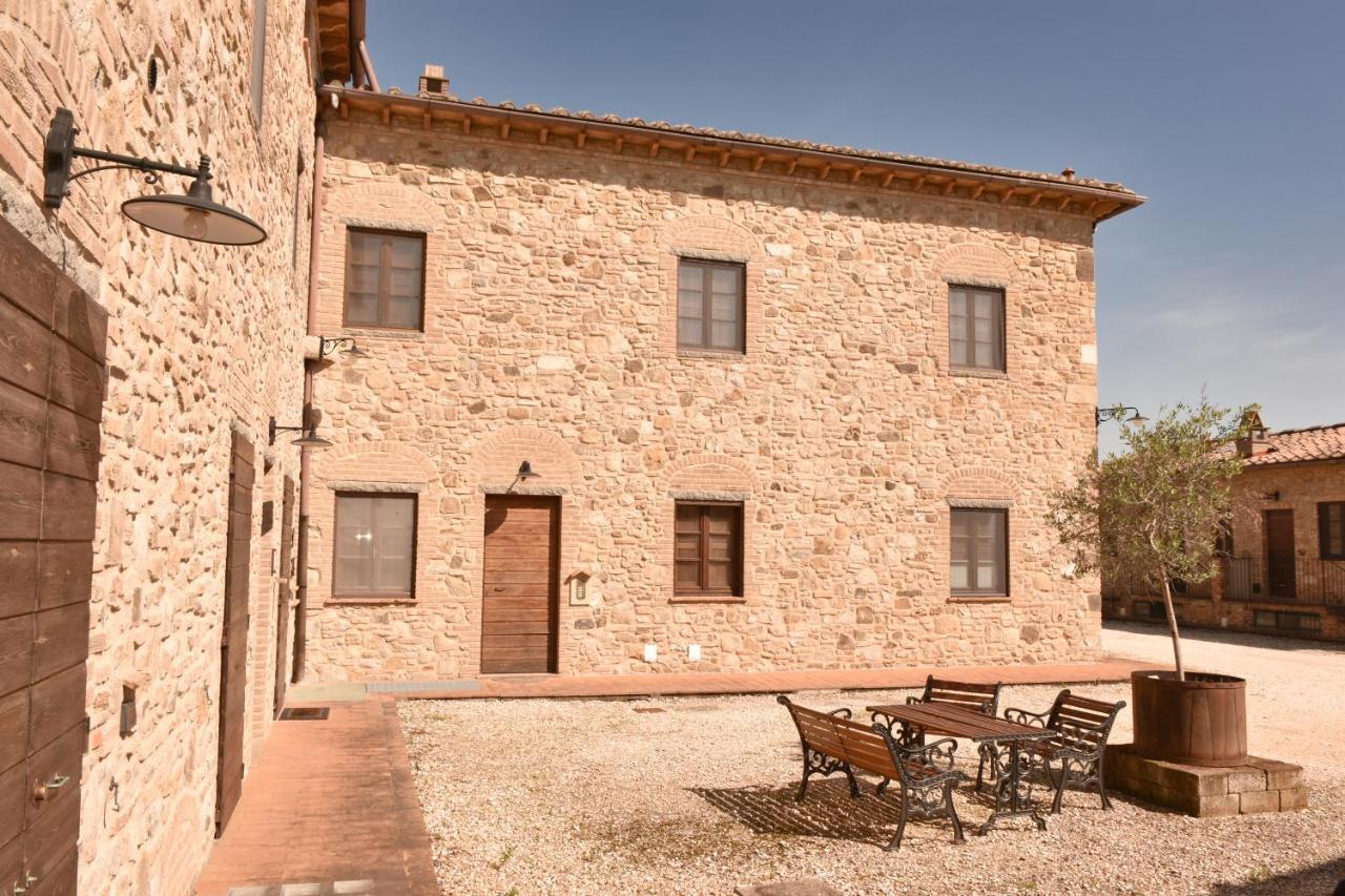 Podere Le Volpaie, Volterra, Tuscany Монтекатини-Валь-ди-Чечина Экстерьер фото